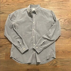 GAP Men's Navy and White Checkered Button Down Shirt